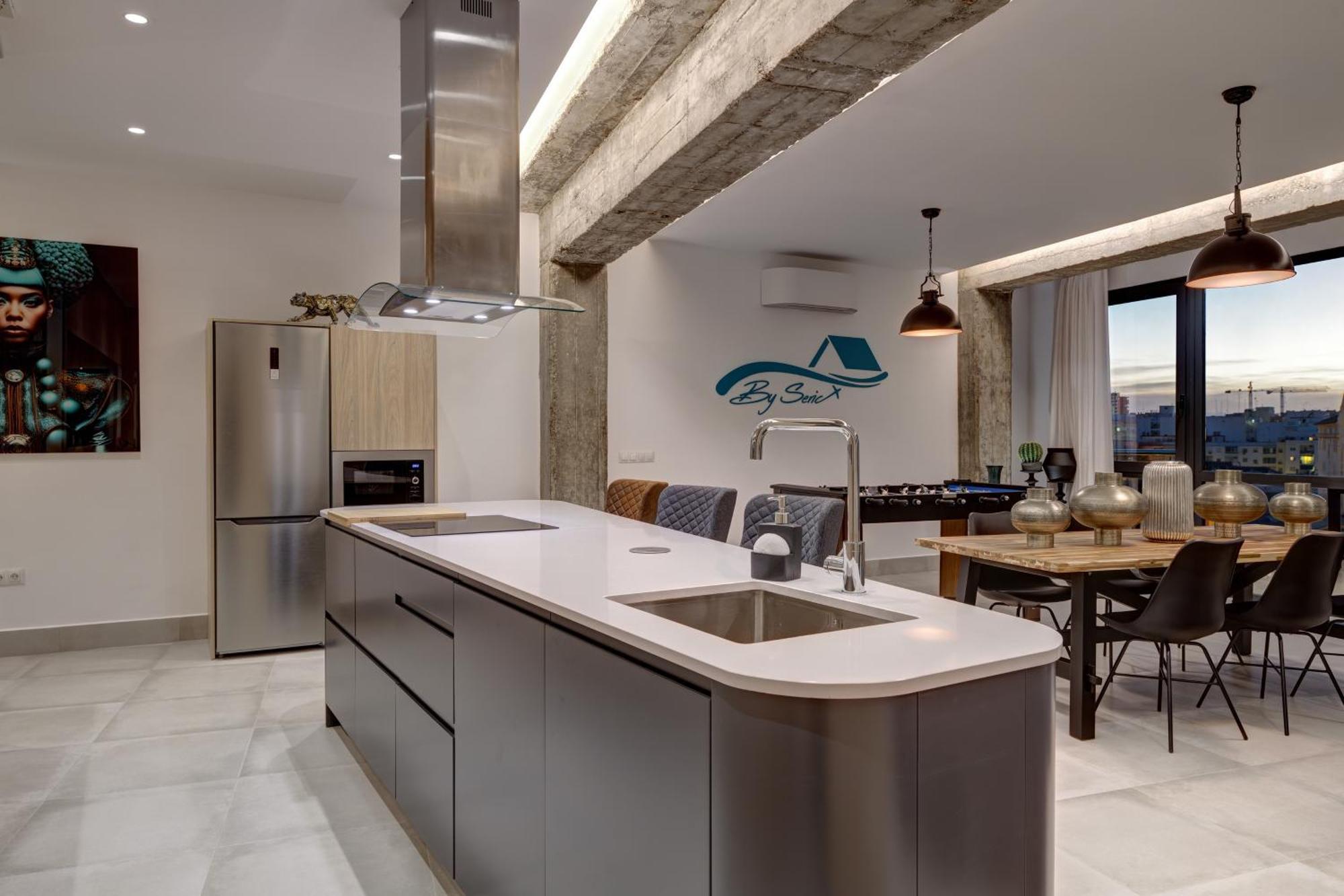 מאלגה Apartment Tribuna Center By Seric מראה חיצוני תמונה